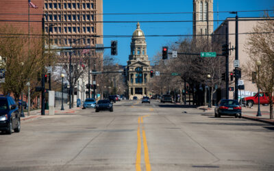 Capitol – Street View View of the Wyoming State Capitol Building, as taken from the middle of Capitol Avenue.
