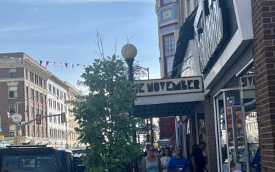 LINCOLNWAY-SIDEWALK